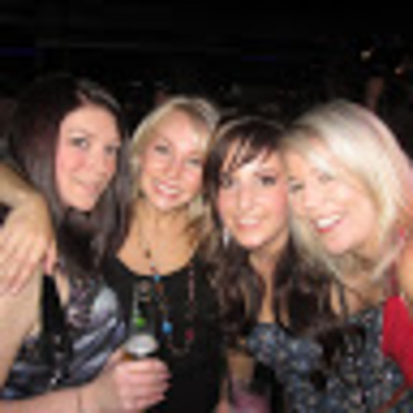 Meet your Posher, Kaitlin - Picture 1 of 1